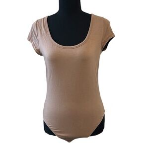 Old Navy Short Sleeve Scoop Neck Bodysuit - Size Small (Tan/Black)
